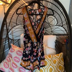 Floral V-neck Romper